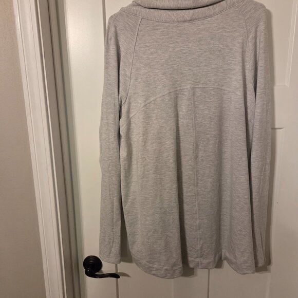 Lululemon Coast Easy Wrap size 8 - Picture 3 of 6